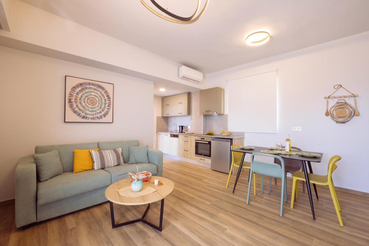 Zambia Luxury Apartments Plakiász Kültér fotó