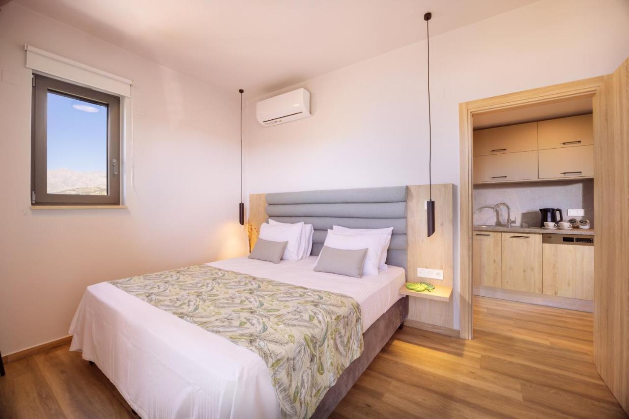 Zambia Luxury Apartments Plakiász Kültér fotó