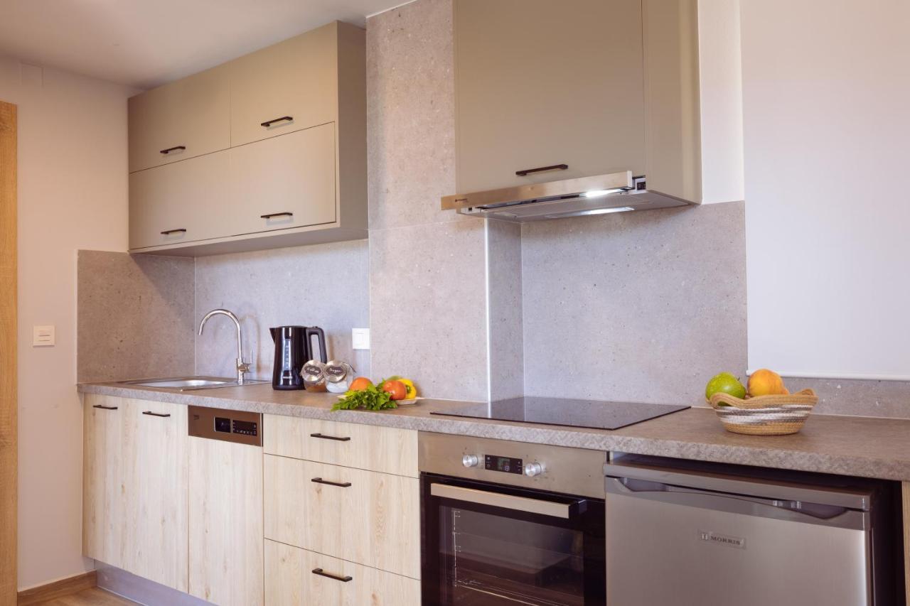 Zambia Luxury Apartments Plakiász Kültér fotó